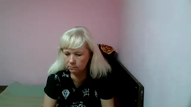 Snapshot of sakura_blonde chatting on February 18, 2025, 11:33 am sakura blonde online show from February 18, 2025, 11:33 am