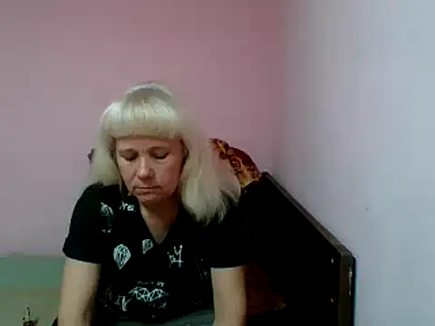 Snapshot of sakura_blonde chatting on February 26, 2025, 8:00 pm sakura blonde online show from February 26, 2025, 8:00 pm