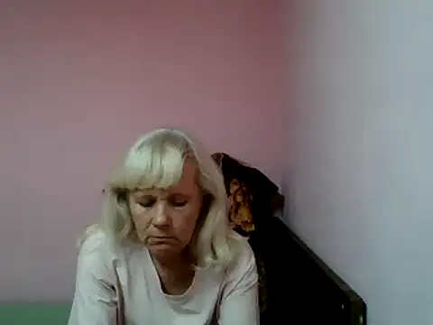 Snapshot of sakura_blonde chatting on March 5, 2025, 10:55 am sakura blonde online show from March 5, 2025, 10:55 am