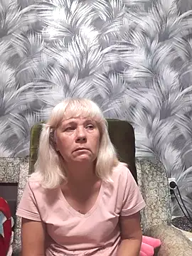 Snapshot of sakura_blonde chatting on October 10, 2025, 2:54 am sakura blonde online show from October 10, 2025, 2:54 am