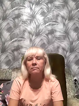 Snapshot of sakura_blonde chatting on October 13, 2025, 8:53 pm sakura blonde online show from October 13, 2025, 8:53 pm