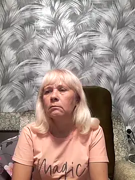 Snapshot of sakura_blonde chatting on October 14, 2025, 8:59 am sakura blonde online show from October 14, 2025, 8:59 am