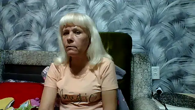 Snapshot of sakura_blonde chatting on October 25, 2025, 4:57 pm sakura blonde online show from October 25, 2025, 4:57 pm