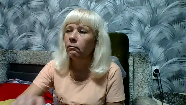 Snapshot of sakura_blonde chatting on October 26, 2025, 5:02 am sakura blonde online show from October 26, 2025, 5:02 am