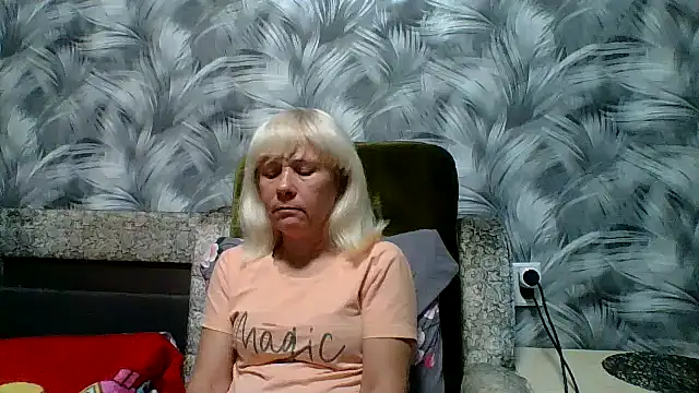 Snapshot of sakura_blonde chatting on November 6, 2025, 5:08 am sakura blonde online show from November 6, 2025, 5:08 am