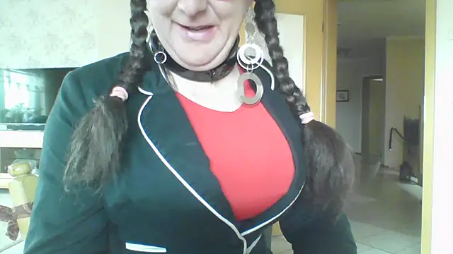 Snapshot of sexynadinets89 chatting on September 10, 2025, 10:59 am sexynadinets89 online show from September 10, 2025, 10:59 am