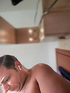 SecretlyDD online show from February 17, 2026, 9:50 am