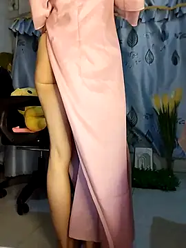 Lucy limon online show from September 14, 2025, 11:20 am