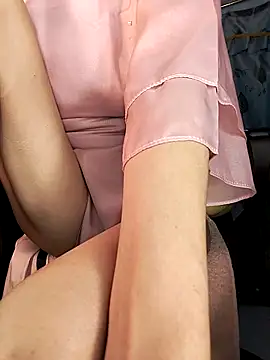 Lucy limon online show from December 23, 2025, 7:50 am