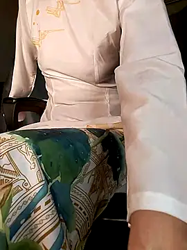 Lucy limon online show from February 2, 2026, 4:27 pm