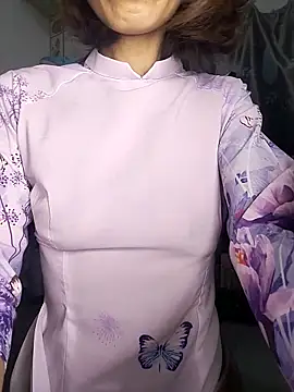 Lucy limon online show from April 6, 2026, 8:54 pm