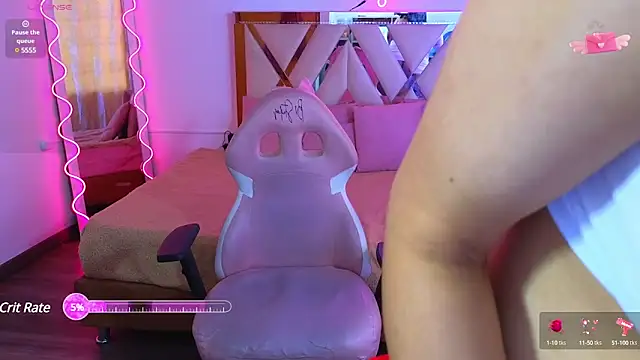 Snapshot of Emilly_tay chatting on January 19, 2025, 2:59 pm Emilly tay online show from January 19, 2025, 2:59 pm