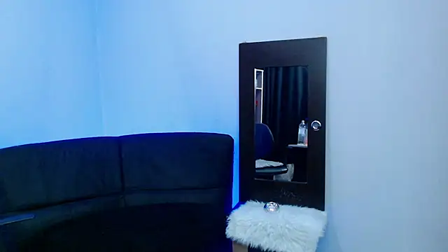 Snapshot of arianna_ros3 chatting on February 5, 2025, 10:01 pm arianna ros3 online show from February 5, 2025, 10:01 pm