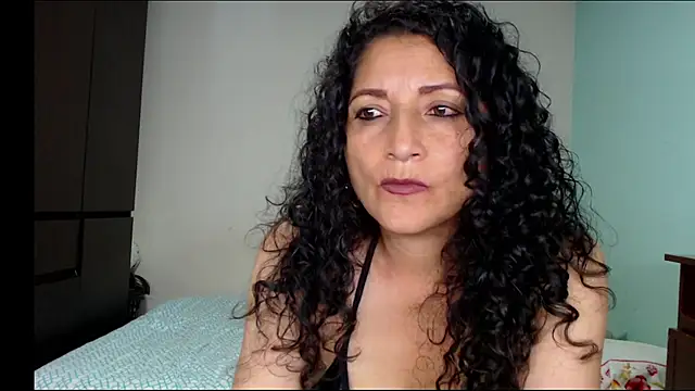 arianna ros3 online show from October 29, 2025, 3:09 am