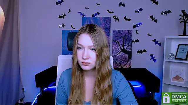 Snapshot of playful_sophie chatting on December 27, 2024, 2:22 pm playful sophie online show from December 27, 2024, 2:22 pm