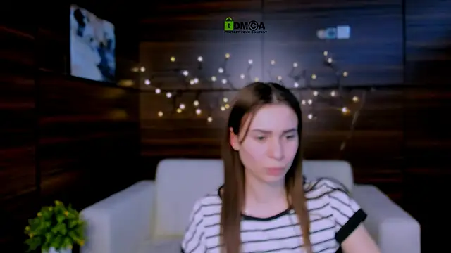 Snapshot of playful_sophie chatting on January 25, 2025, 2:58 pm playful sophie online show from January 25, 2025, 2:58 pm