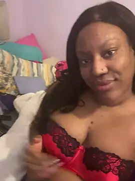 LavenderBuxton online show from January 4, 2025, 7:34 pm