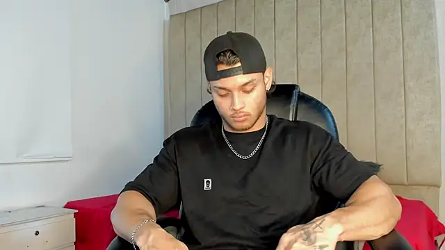 Snapshot of jeicob_gagnon chatting on October 5, 2025, 6:01 am jeicob gagnon online show from October 5, 2025, 6:01 am