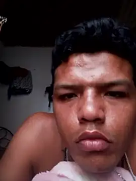 Apking024 online show from March 29, 2026, 9:59 pm