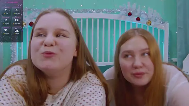 Snapshot of Ellie_Wellie chatting on January 14, 2025, 4:08 pm Ellie Wellie online show from January 14, 2025, 4:08 pm