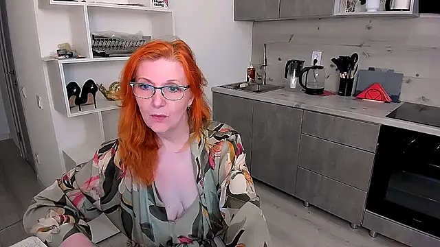 Snapshot of Fire-Fox-One chatting on May 9, 2026, 8:36 pm Fire-Fox-One online show from May 9, 2026, 8:36 pm