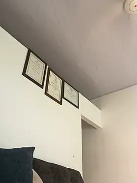 Zizi-campbel online show from February 21, 2025, 1:33 pm