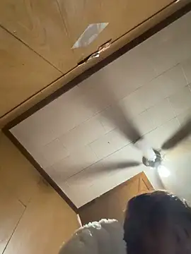 carmelbbyx22 online show from March 20, 2026, 3:28 pm