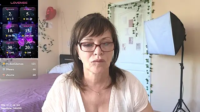 Miss Moren online show from June 27, 2026, 12:22 pm