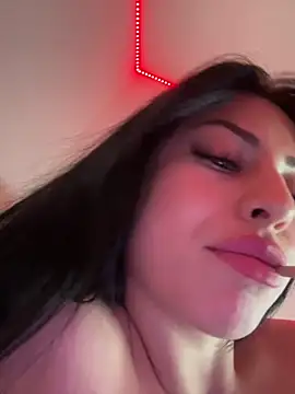 Snapshot of Miss_Maria21 chatting on February 28, 2025, 9:01 pm Miss Maria21 online show from February 28, 2025, 9:01 pm