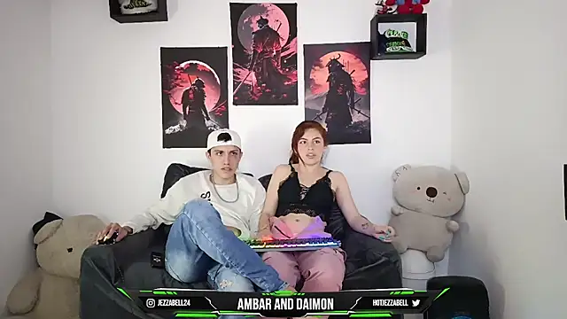 Ambar and daimon  online show from February 3, 2025, 4:46 am