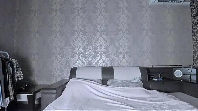 Snapshot of Agnes_Allenn chatting on November 11, 2025, 9:31 am Agnes Allenn online show from November 11, 2025, 9:31 am