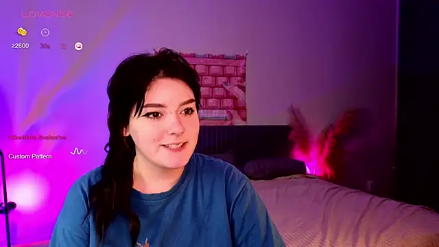 Snapshot of YumiYammy chatting on January 13, 2025, 12:51 am YumiYammy online show from January 13, 2025, 12:51 am