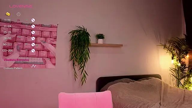 Snapshot of YumiYammy chatting on March 8, 2025, 1:50 am YumiYammy online show from March 8, 2025, 1:50 am