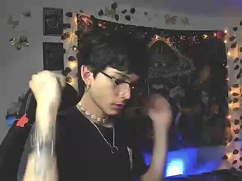 Snapshot of skinny_dann chatting on July 29, 2026, 4:21 am skinny dann online show from July 29, 2026, 4:21 am