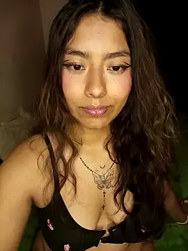 Snapshot of Katta_ossa chatting on March 19, 2025, 12:37 am Katta ossa online show from March 19, 2025, 12:37 am