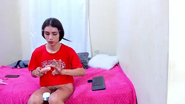 Mariana 16  online show from January 31, 2025, 9:59 pm