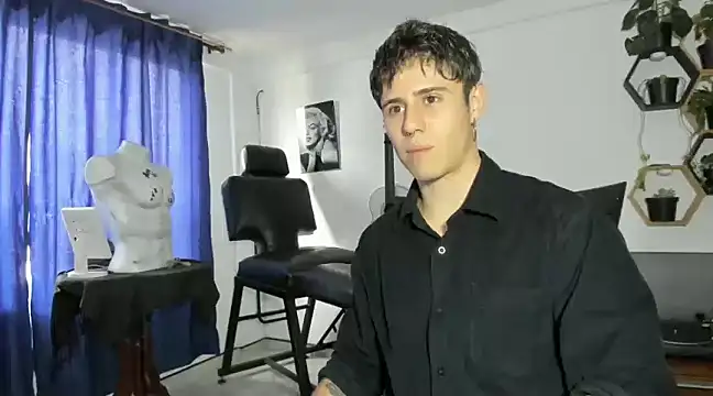 Antonello Vannucci online show from March 5, 2025, 10:21 pm