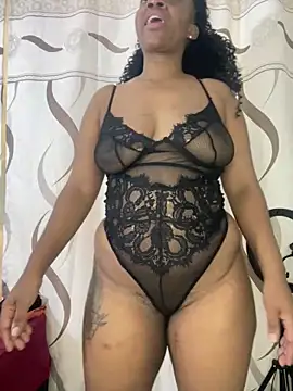 beverlyxxxx online show from March 19, 2025, 1:07 pm