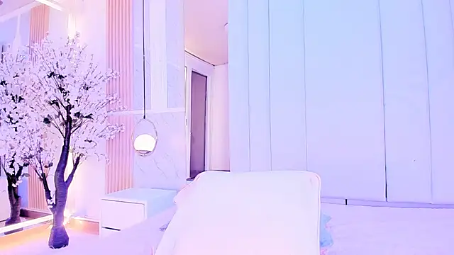 Snapshot of salomebenz chatting on February 22, 2026, 9:35 pm salomebenz online show from February 22, 2026, 9:35 pm