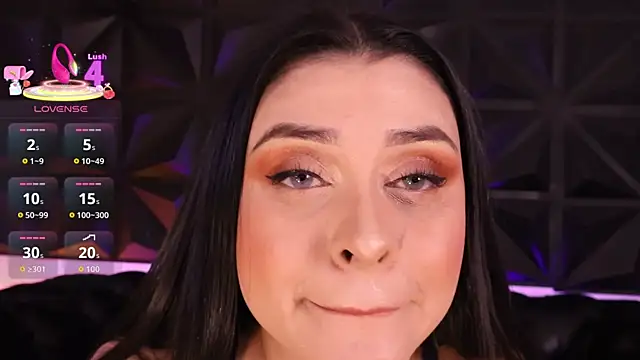 Snapshot of AnikaRomanoff chatting on November 4, 2025, 3:38 am AnikaRomanoff online show from November 4, 2025, 3:38 am