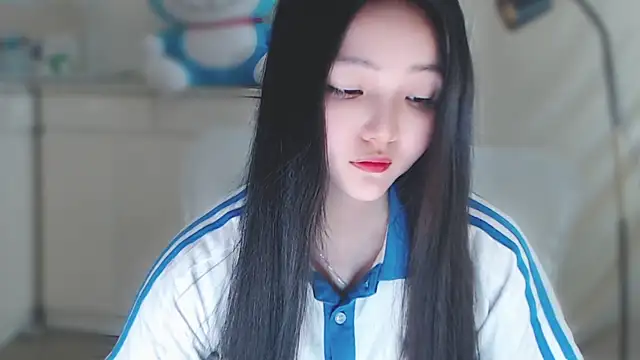 xiao-xiao-D online show from February 6, 2025, 6:08 am