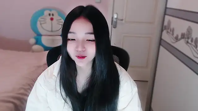 xiao-xiao-D online show from October 27, 2025, 9:24 am