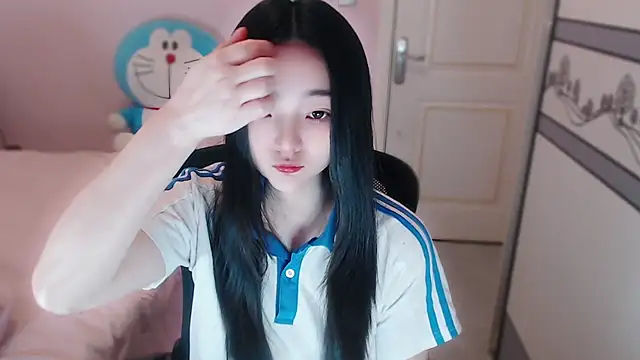 xiao-xiao-D online show from November 25, 2025, 4:56 am