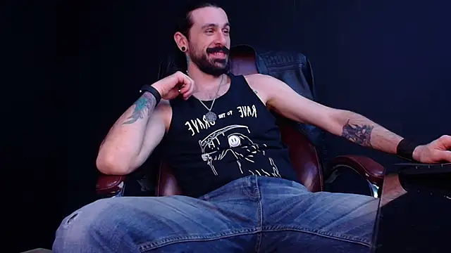 AxelColton online show from November 1, 2025, 11:23 am