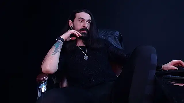 AxelColton online show from November 14, 2025, 11:31 am