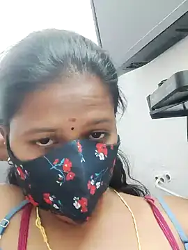 Snapshot of Tamil_Sanjana_ chatting on January 7, 2025, 1:03 pm Tamil Sanjana online show from January 7, 2025, 1:03 pm