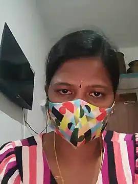 Snapshot of Tamil_Sanjana_ chatting on February 6, 2025, 1:32 pm Tamil Sanjana online show from February 6, 2025, 1:32 pm