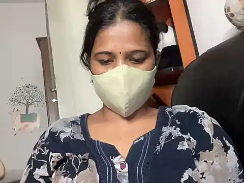 Snapshot of Tamil_Sanjana_ chatting on October 19, 2025, 8:42 pm Tamil Sanjana online show from October 19, 2025, 8:42 pm