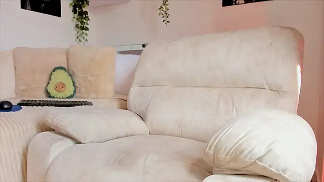 Snapshot of Alissonroses chatting on February 26, 2025, 8:00 pm Alissonroses online show from February 26, 2025, 8:00 pm