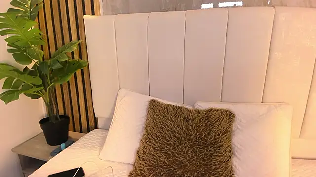 Samantha Good online show from March 29, 2026, 11:32 am